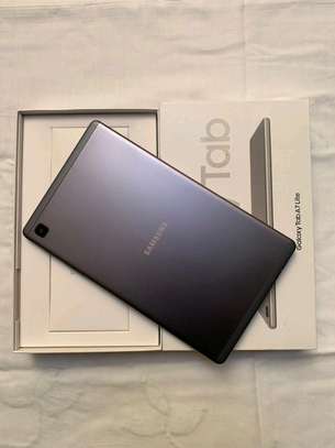 Samsung Galaxy Tab A7 Lite scellé image 6