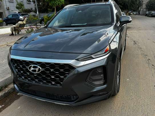 Hyundai Santa fe 2029 image 2