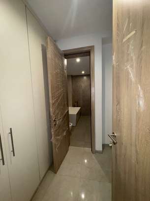 Appartement neuf 200m2 Almadies image 6
