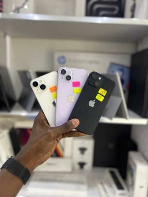 IPhone 14 128GB E-SIM image 1