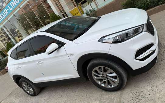 Hyundai Tucson 2016 image 2