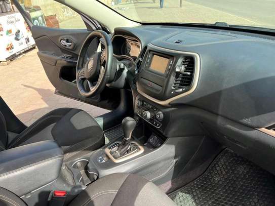 Jeep cherokee sport 2016 image 6