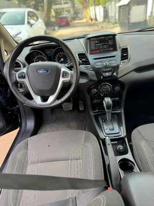 Ford fiesta image 1