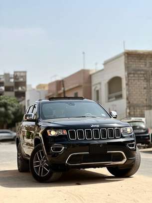 Jeep grand Cherokee 2020 image 1