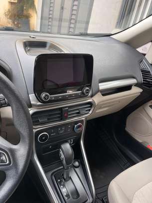 Ford Escort image 8
