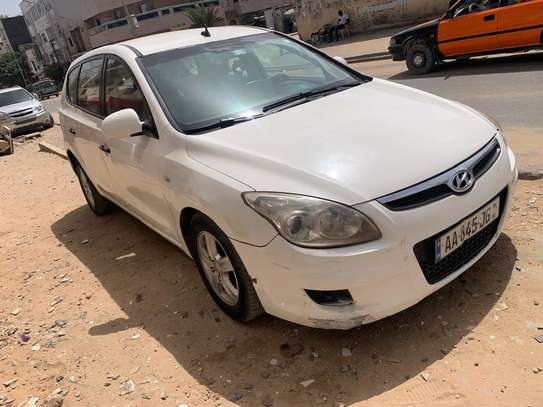 Hyundai i30 image 2