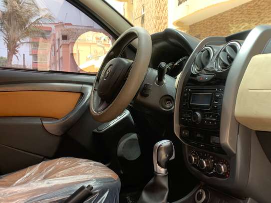 Renault duster 2018 4x4 image 7