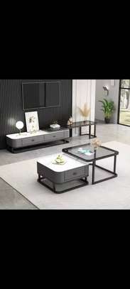 Table basse moderne grise avec rangement intégré image 1