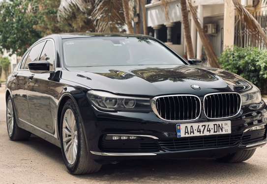 bmw série 7 image 2