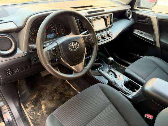 Toyota Rav4 2016 image 4