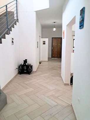 ESPACIEUSE VILLA DE 5 CHAMBRES AU COEUR DE SALY image 3