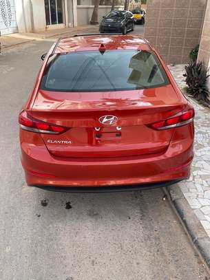Hyundai Elantra 2017 image 9