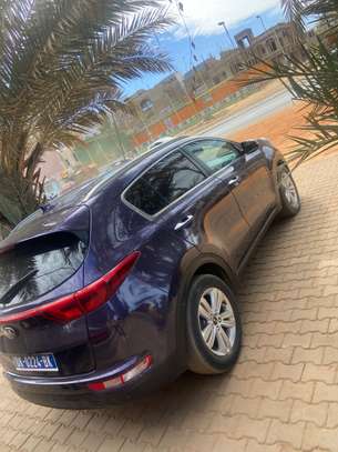 Kia Sportage SUV 5 portes violet foncé image 2