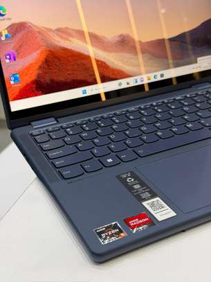 Lenovo Yoga 6 13ABR8 – Convertible 360° Premium image 2