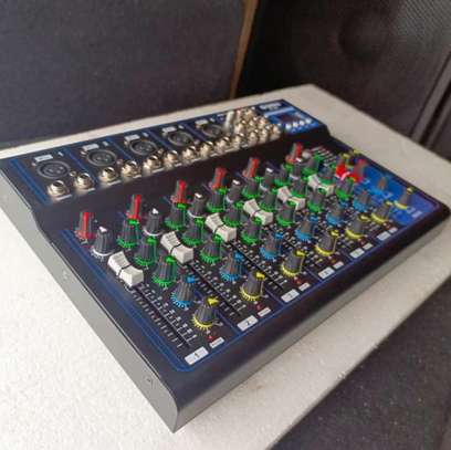 Yamaha - Table de mixage professionnel à 7 canaux avec USB image 6