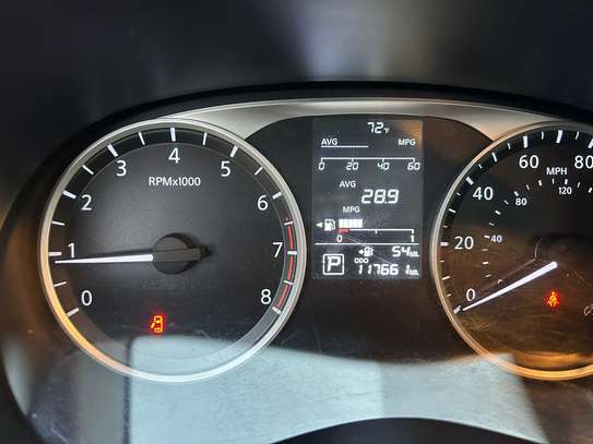 NISSAN KICKS image 12