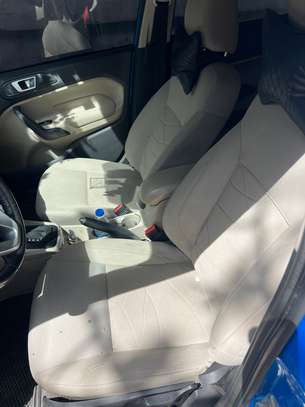 Ford fiesta image 7