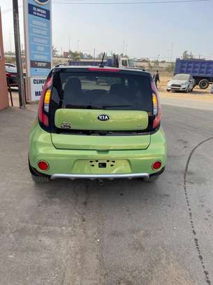 Kia soûl image 2