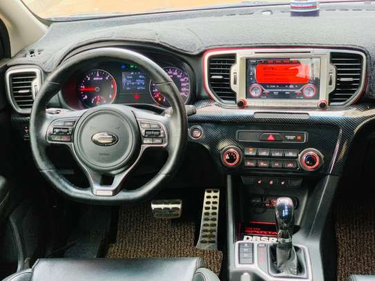 Kia sportate gt sport image 8