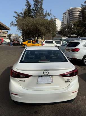 Mazda 3 image 5