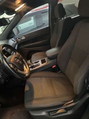Jepp grand Cherokee 2017 image 4