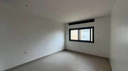 Appartement 3 chambres salon aux Almadies image 5