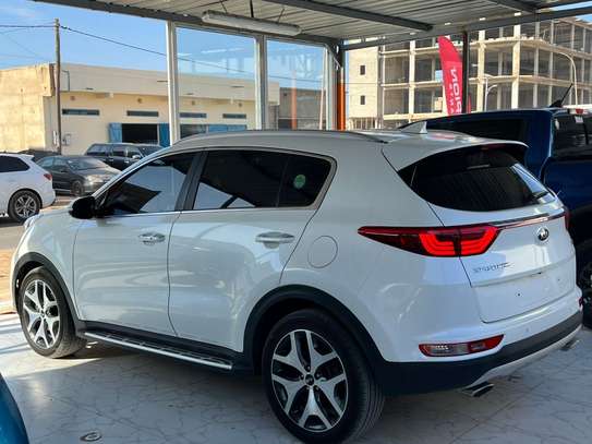 Kia Sportage image 4