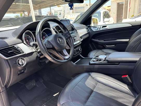 Mercedes GLS 450 4 matique AMG image 10