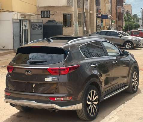 Kia SPORTAGE KX5 image 9