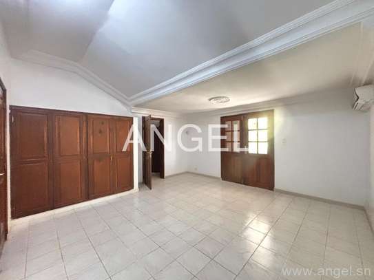 Ref_1796_PL  Grande villa avec jardin  aux Almadies image 2