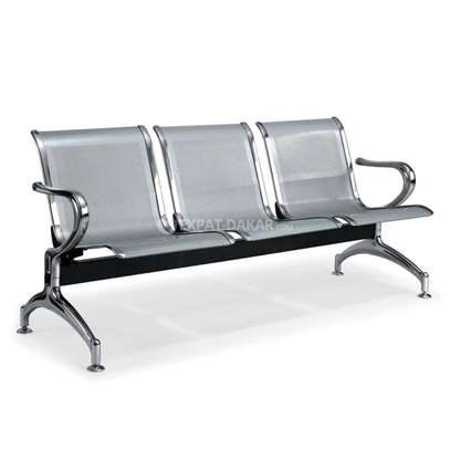 Chaise image 2
