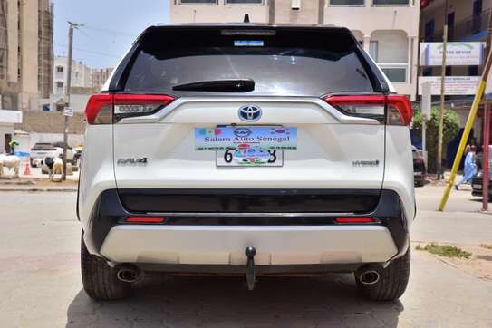 Toyota RAV4 2021 image 4
