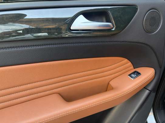 Mercedes GLE 43 Coupé  4MATIC Gris métallisé SUV image 11
