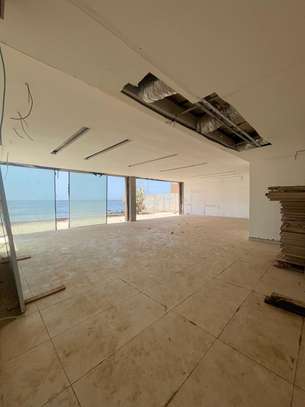 villa de plain-pied pieds dans l’eau Pointe des Almadies image 5