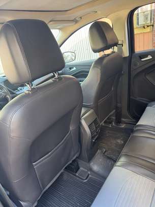 ford escape image 4