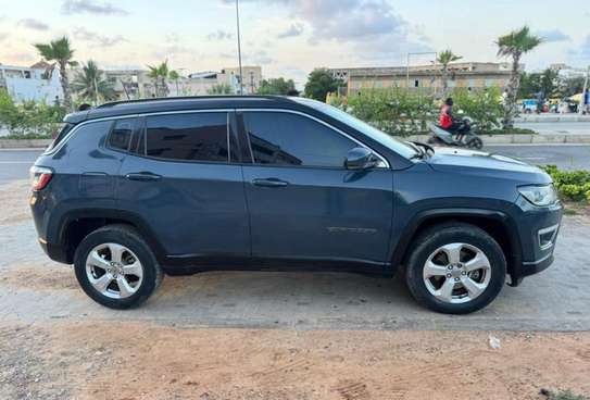 Jeep Compass Limited – Excellent État image 2