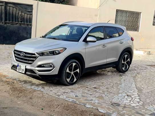 Hyundai Tucson image 2