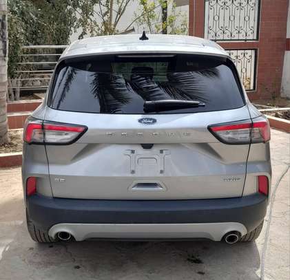 Ford Escape image 2