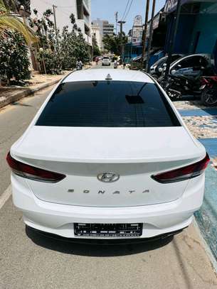 Hyundai sonata Année 2018 image 6