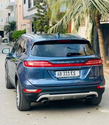 2018 lincoln mkc image 2