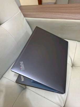 LENOVO THINKPAD T14 image 2