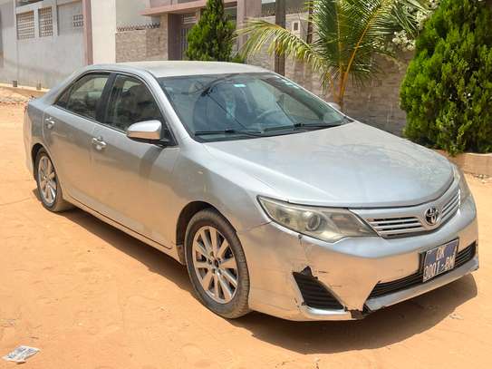 Toyota camry image 9