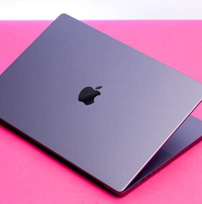MacBook Pro M2 MAX 16Pouce 2023 image 4