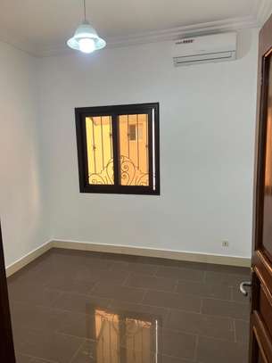 Villa R+1 à louer à Mermoz image 12
