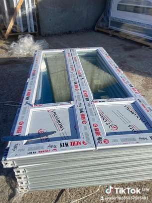 Porte pvc antibruit double vitrage quasi blindée image 6