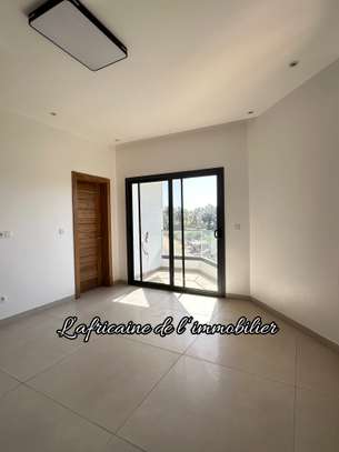 À louer – Superbe appartement F4 vue/mer à Yoff Océan image 14