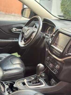 Jeep Cherokee limetd 2017 image 8