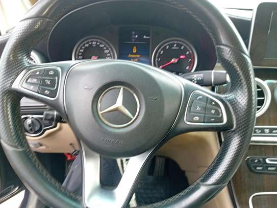 GLC 300 4MATIC image 5