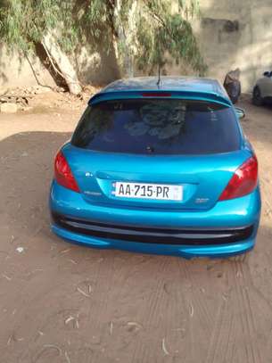 Peugeot 207 Année 2010 image 4