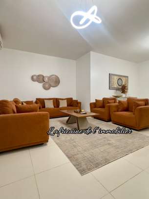 Appartement F4 meublé à louer – En centre-ville image 3